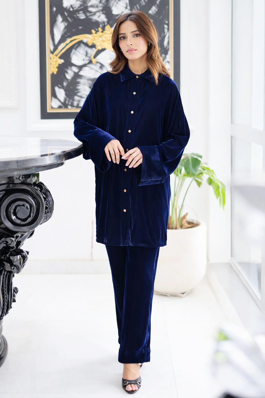 MIDNIGHT AUTHORITY VELVET CORD SET