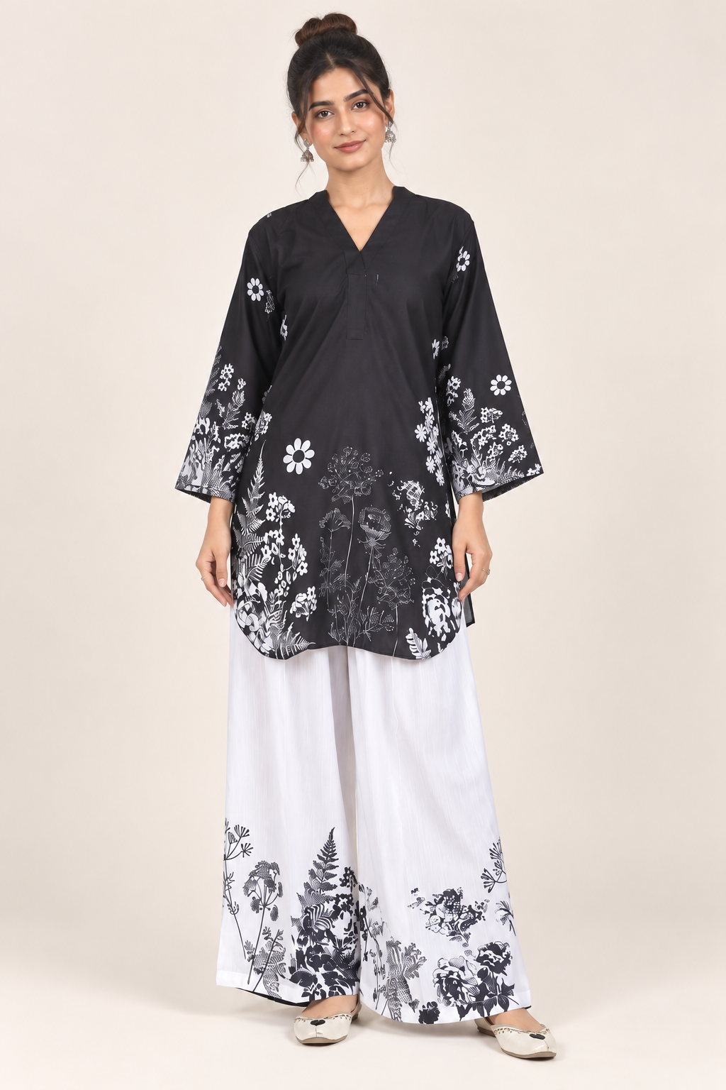 Monochrome Bloom Cord Set