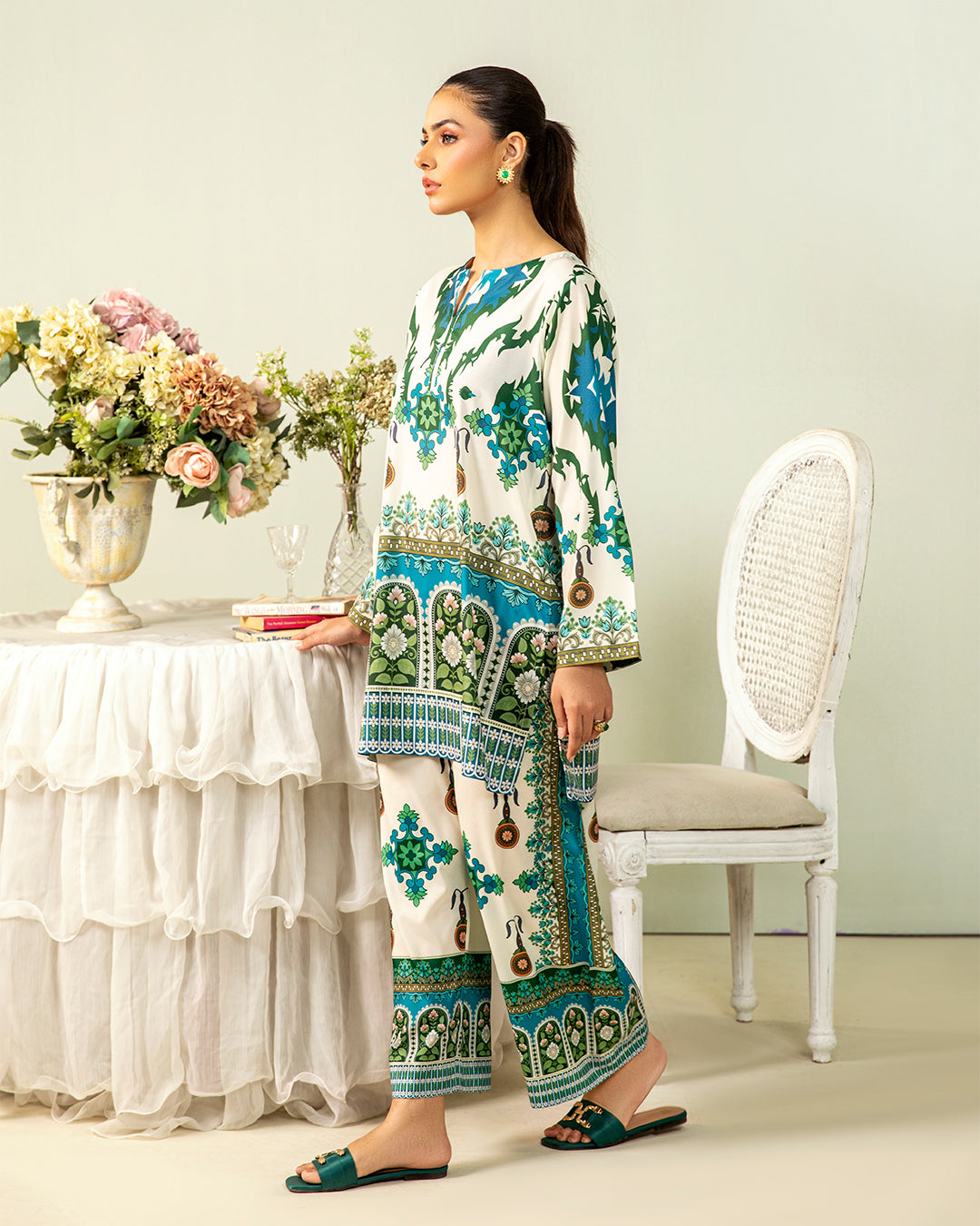 EMERALD MUSE CORD SET