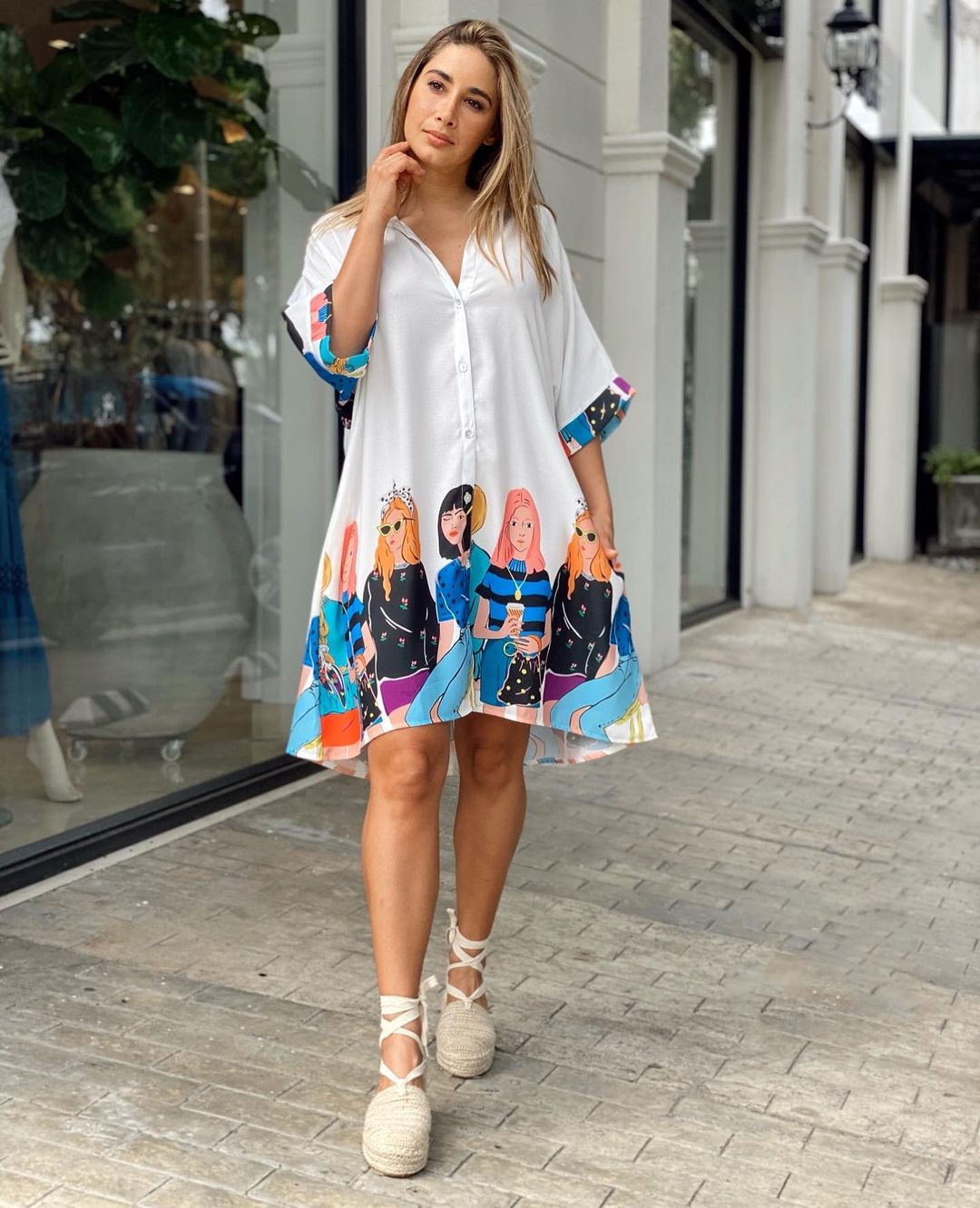 GIRL GANG POP GRAPHIC SHIRT DRESS