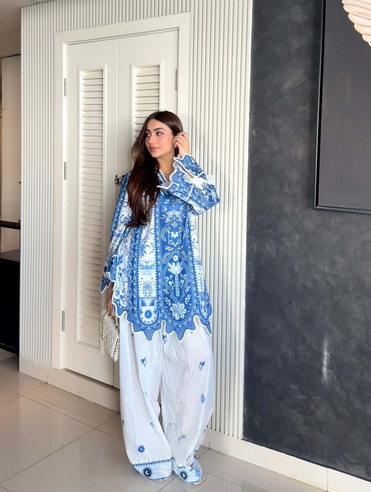 Azelle Cutwork Farshi Set With Scarf